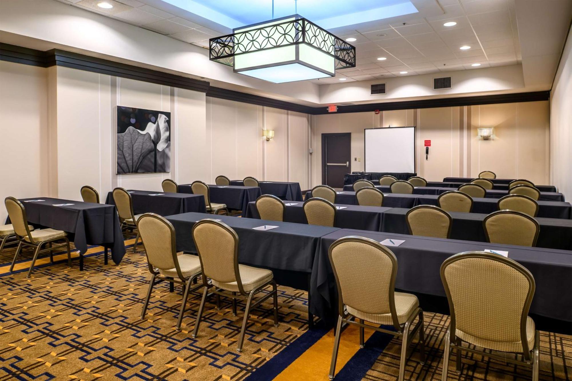 Embassy Suites By Hilton St Louis Airport Bridgeton Eksteriør bilde